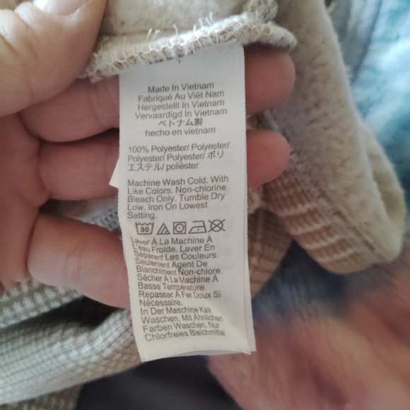 J.CREW Tan Plaid Long Sleeve Funnel neck Pullover - Medium - Picture 10 of 10